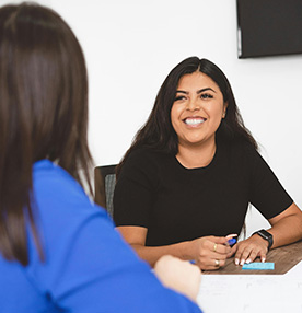 Friendly consultation with a Seedbid corporate finance advisor